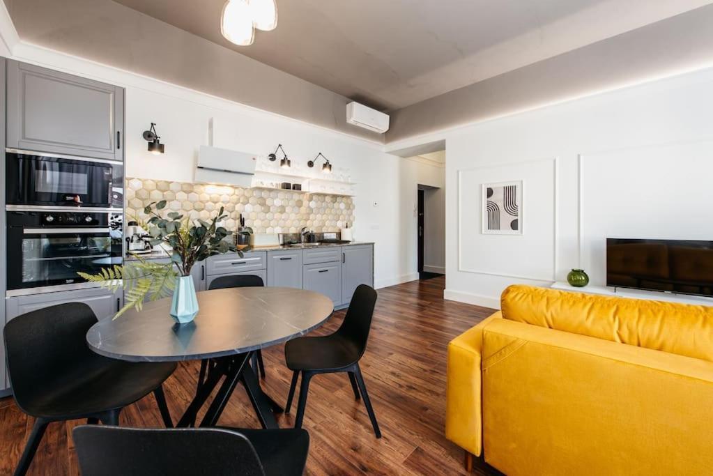 Charming 2-room Near Wawel Castle Appartement